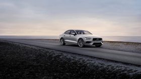 New Volvo S60 Momentum