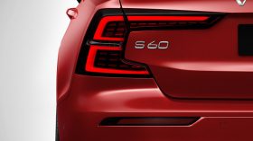 New Volvo S60 R Design Exterior