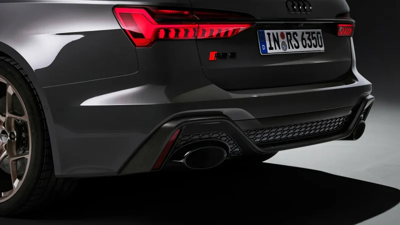Audi RS 6 Avant performance (2023) 06