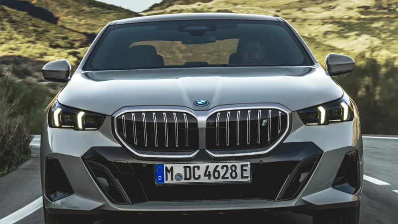 BMW i5 eDrive 40 (G60) (2023) 03