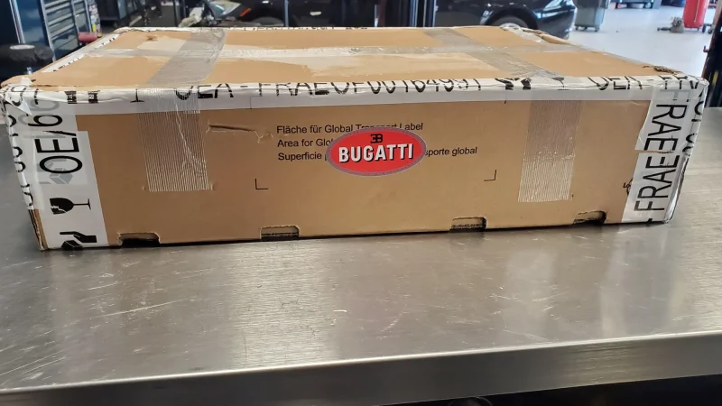 Bujías y bobinas encendido Bugatti Veyron 06