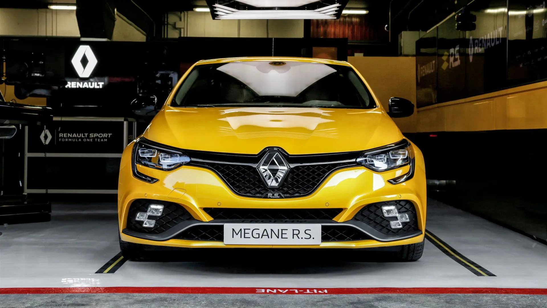 Una edición limitada del Renault Megane R.S. Trophy verá la luz en el próximo Salón del Automóvil de Tokio