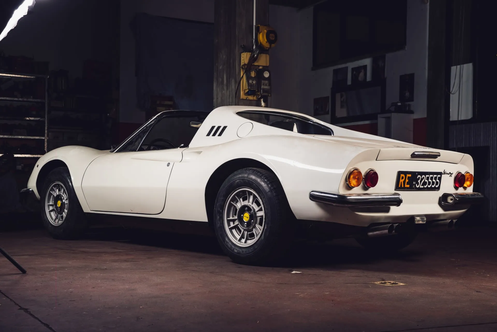 Ferrari 246 Dino GTS 06354 (1973) 32