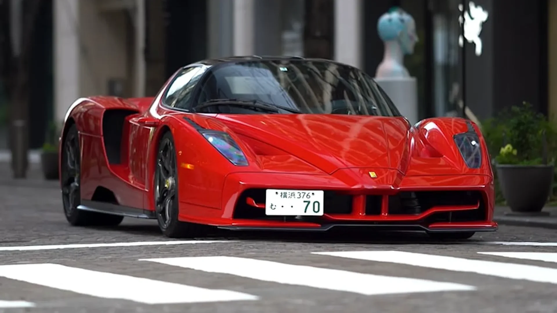 ¿Un Ferrari Enzo modificado?