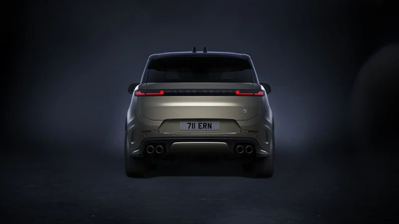 Range Rover SV (2023) 16