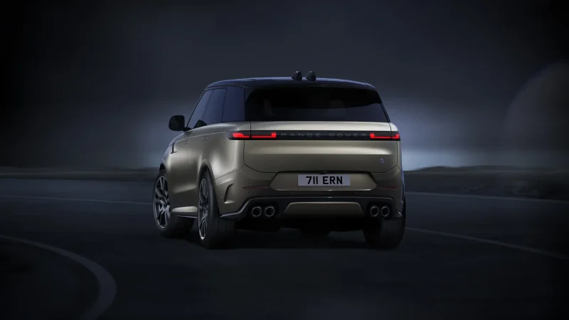 Range Rover SV (2023) 17