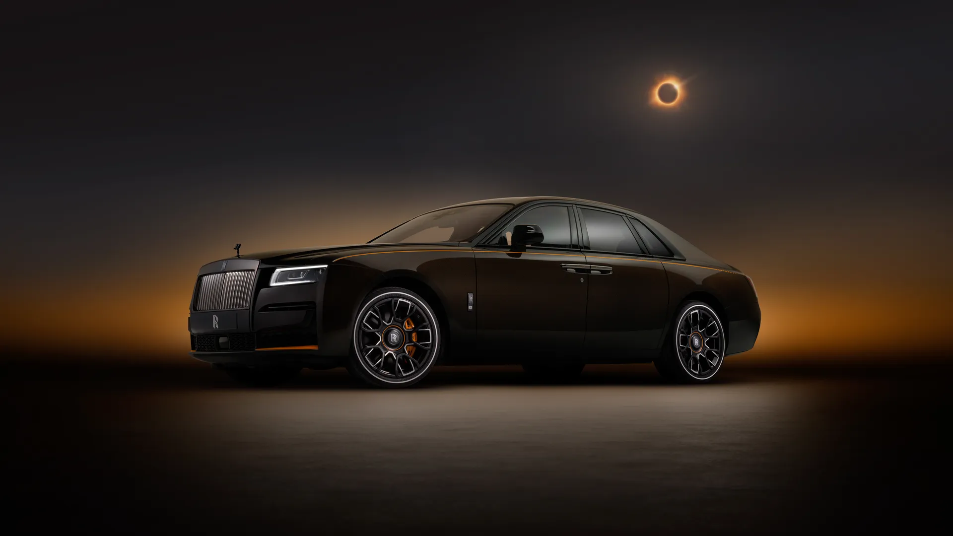 La enésima edición limitada del lujo sobre ruedas se llama Rolls-Royce Black Badge Ghost Ékleipsis Private Collection