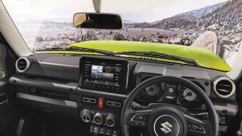 Suzuki Jimny 5 puertas (2023) 17