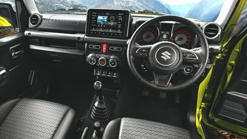 Suzuki Jimny 5 puertas (2023) 9