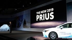 Toyota Prius 2019 3