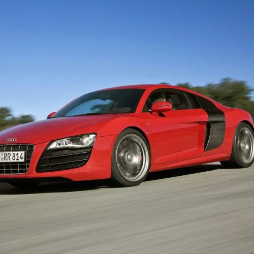 Audi R0 5 2 FSI quattro R tronic