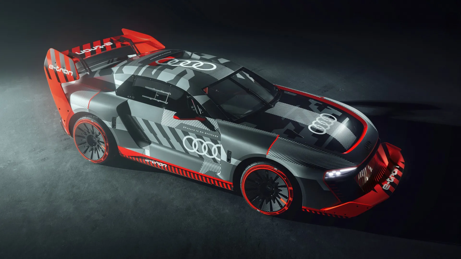 El Audi S1 e-tron quattro Hoonitron es el nuevo juguete de Ken Block para desparramar en sus vídeos
