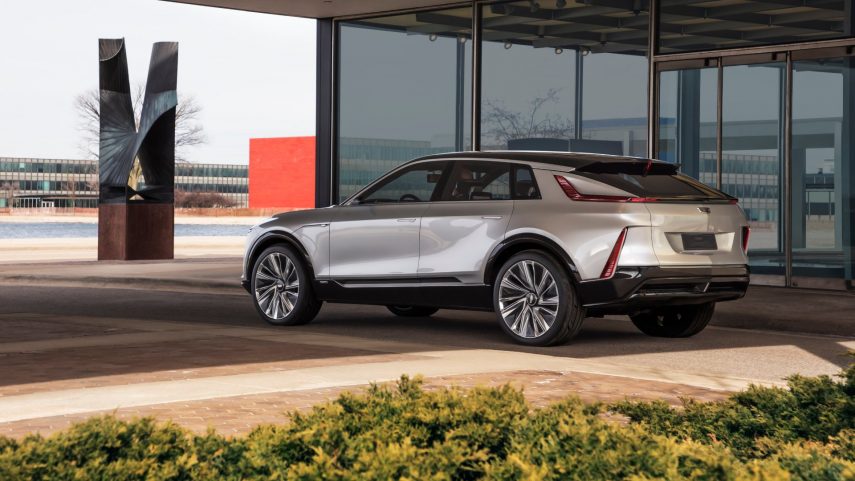 Cadillac LYRIQ (11)