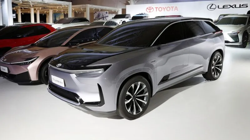 electric concept car toyota lexus (6)