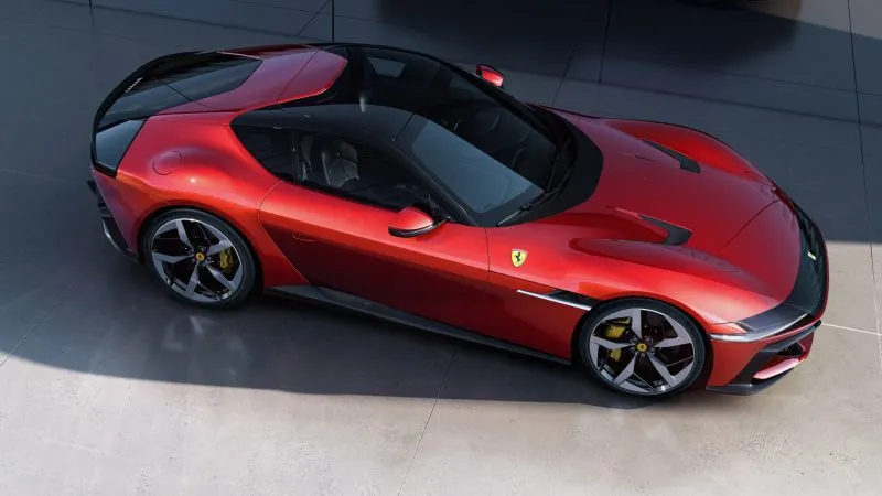 Ferrari 12Cilindri (9)