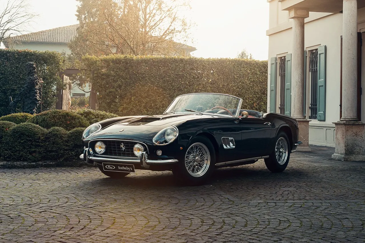 Mucho más que un coche: El Ferrari que definió la “Dolce Vita” busca dueño