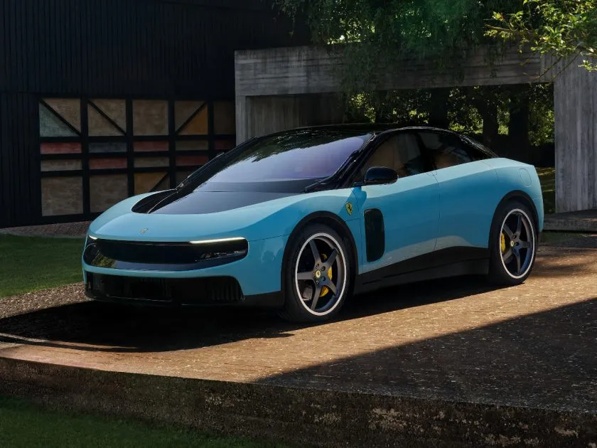 Ferrari Luce (1)