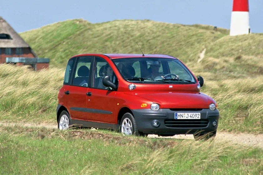 FIAT Multipla 1 6 16v ELX (1)