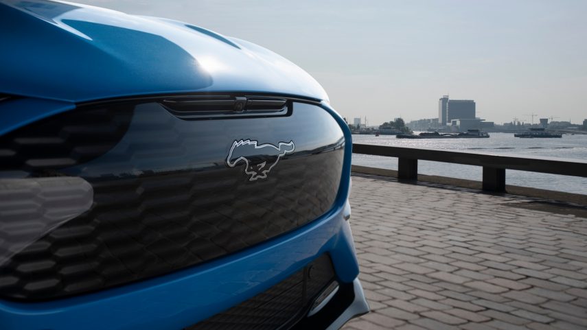 FORD MUSTANG MACH E GT (3)