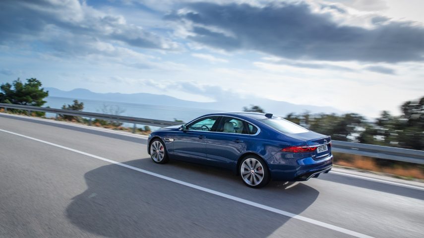 jaguar xf 2021 (2)