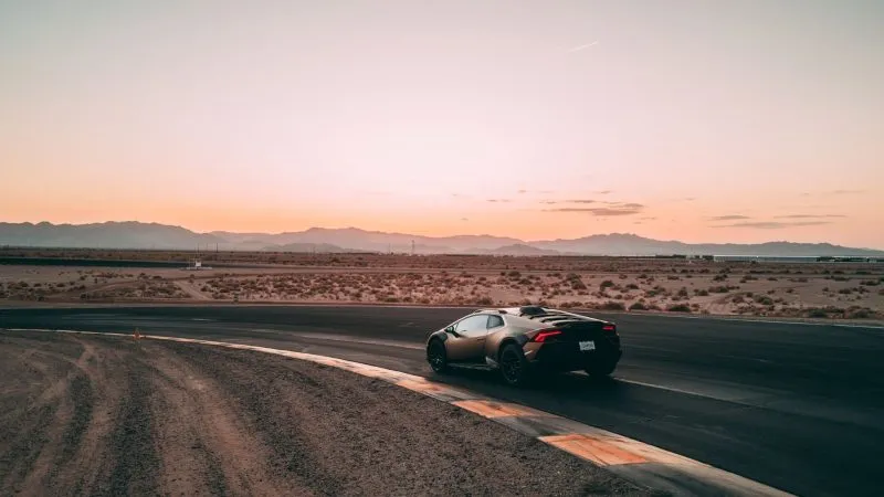 Lamborghini Huracán Sterrato California 09