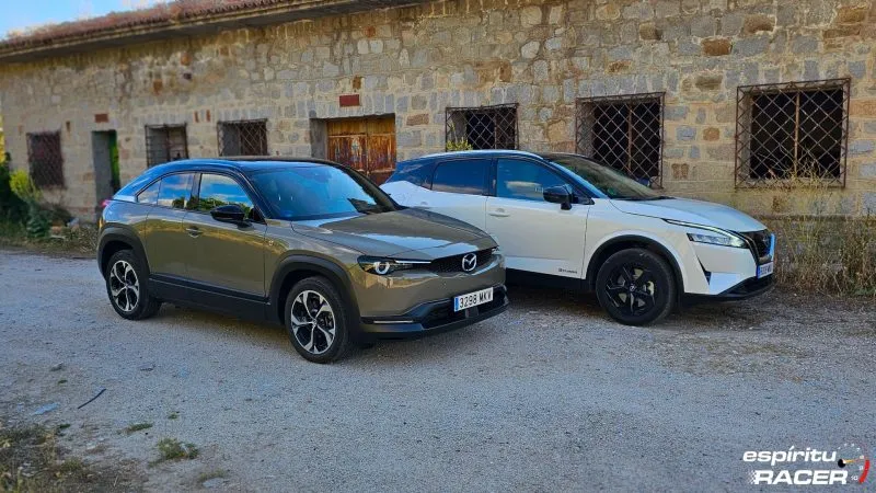 Mazda MX 30 híbrido vs Nissan Qashqai e Popwer 2