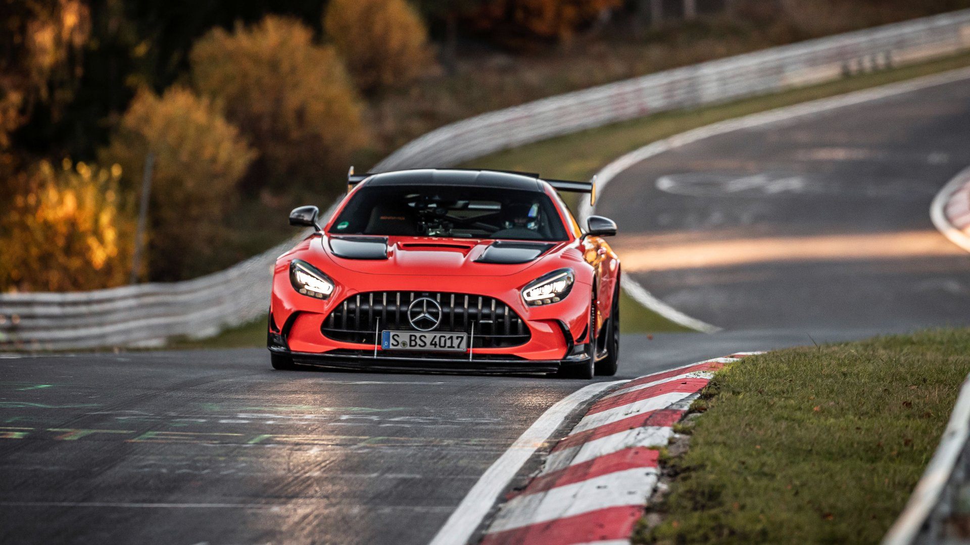 El Mercedes-AMG GT Black Series se corona como el mÃ¡s rÃ¡pido en NÃ¼rburgring | espÃ­ritu RACER
