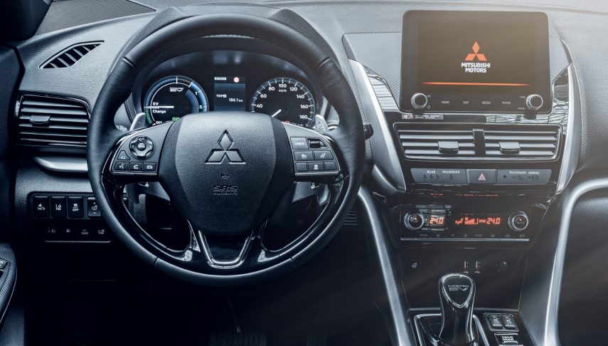 mitsubishi eclipse cross plug in hybrid (8)