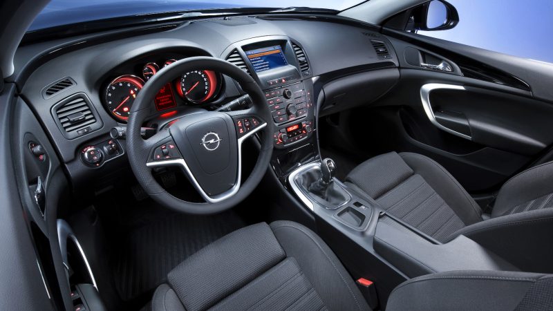 Opel Insignia 1 (1)