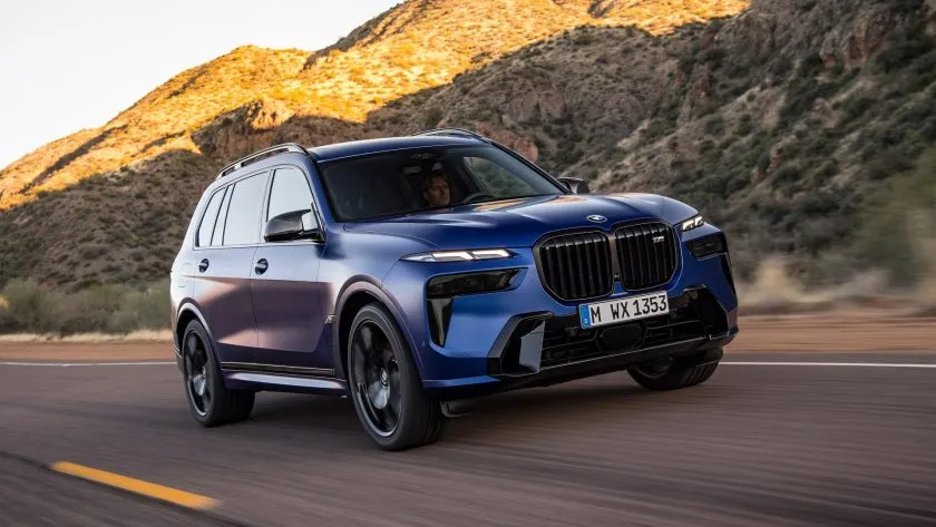 BMW X7 M60i