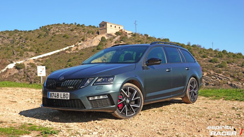 Skoda Octavia Combi RS 2019 estaticas 12