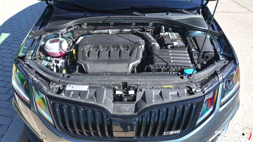 Skoda Octavia Combi RS 2019 estaticas 15