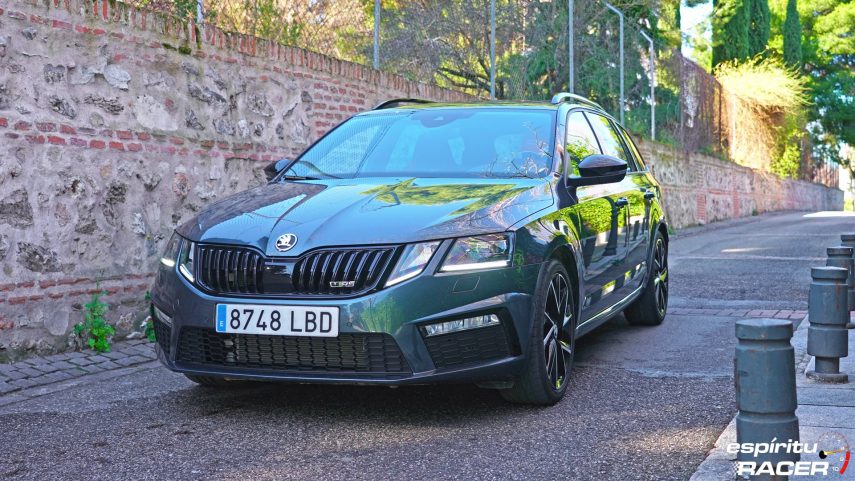 Skoda Octavia Combi RS 2019 estaticas 17