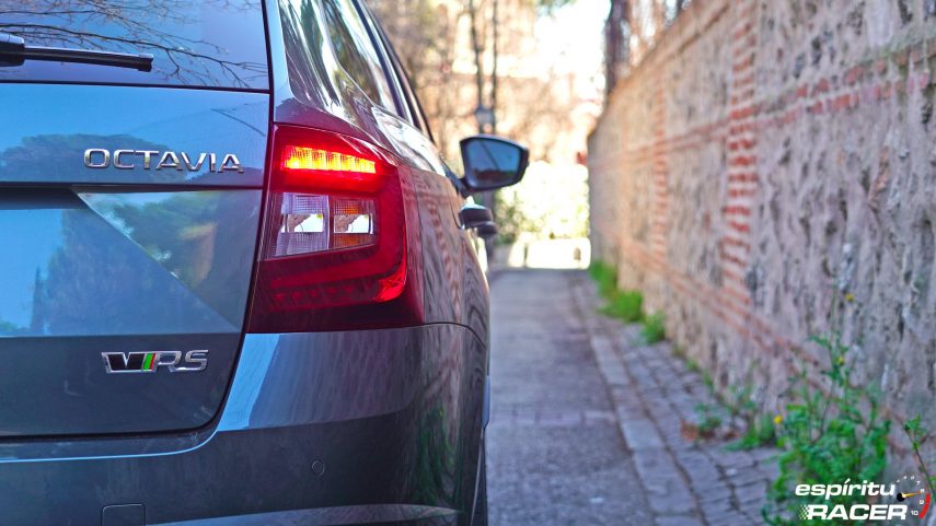 Skoda Octavia Combi RS 2019 estaticas 21