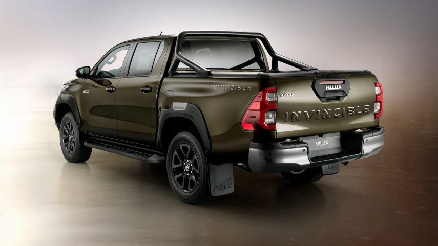toyota hilux 2021 (1)