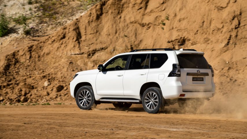 toyota land cruiser (14)