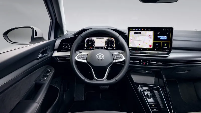 Volkswagen Golf e Hybrid (10)