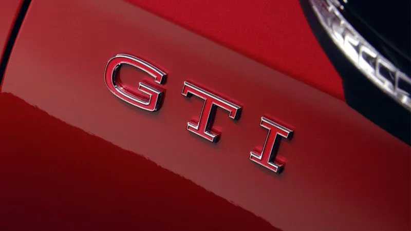 Volkswagen Golf GTI (9)