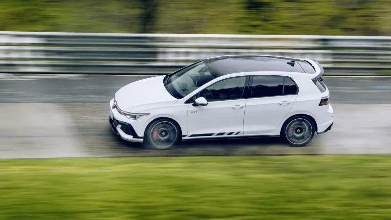 Volkswagen Golf GTI Clubsport (3)