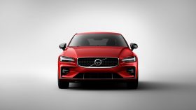 New Volvo S60 R Design