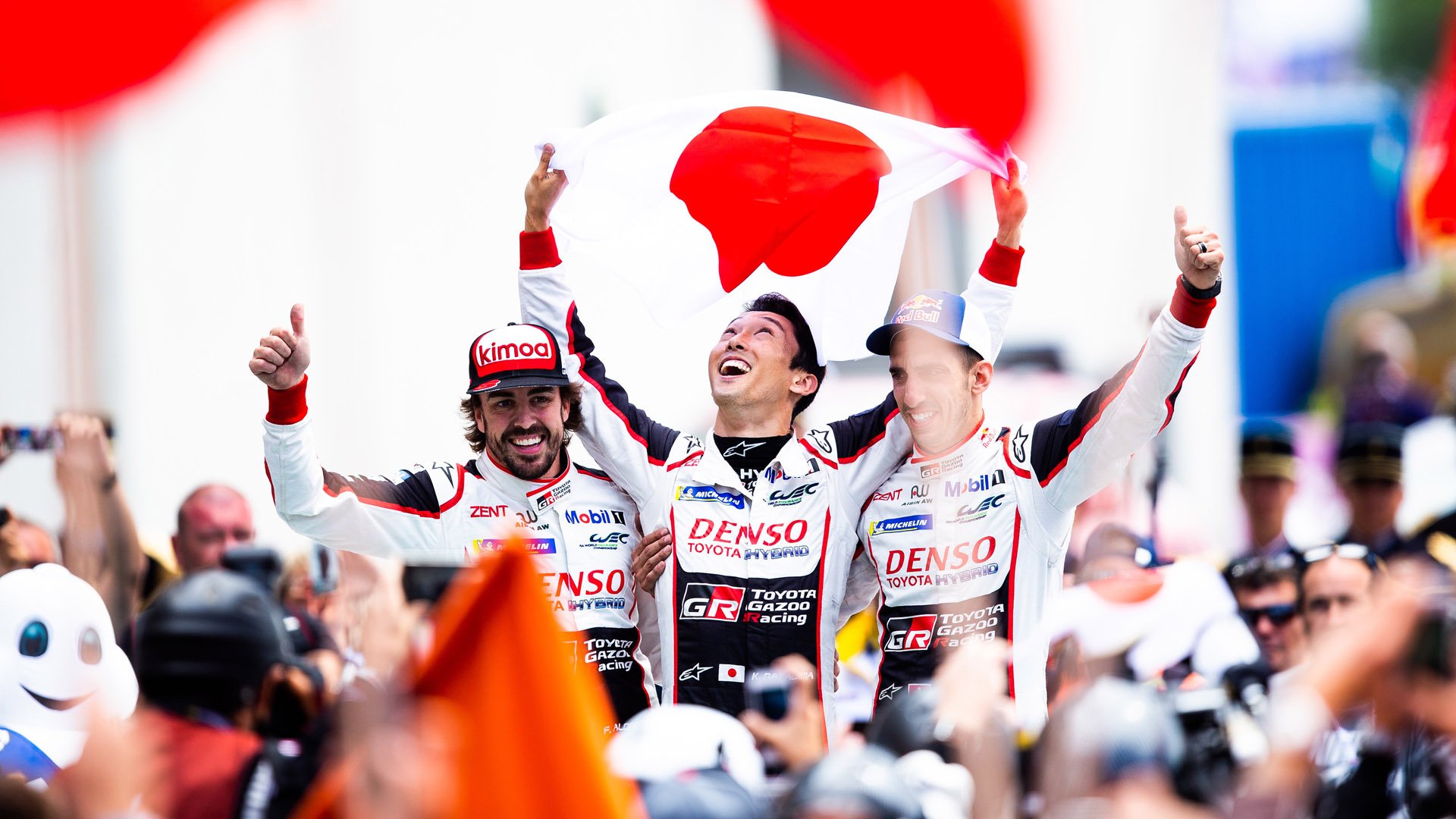 Buemi, Nakajima y Alonso vencen con Toyota las 24 horas de Le Mans 2018