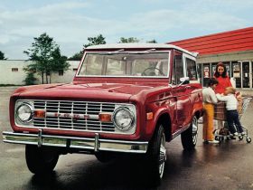 1972 Ford Bronco Wagon