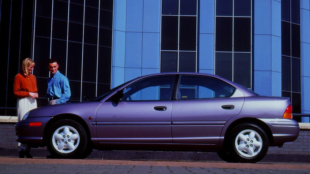 Chrysler Neon 1994 Lateral