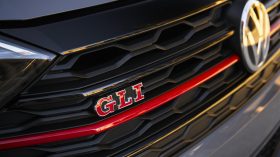 2019 Volkswagen Jetta GLI 13