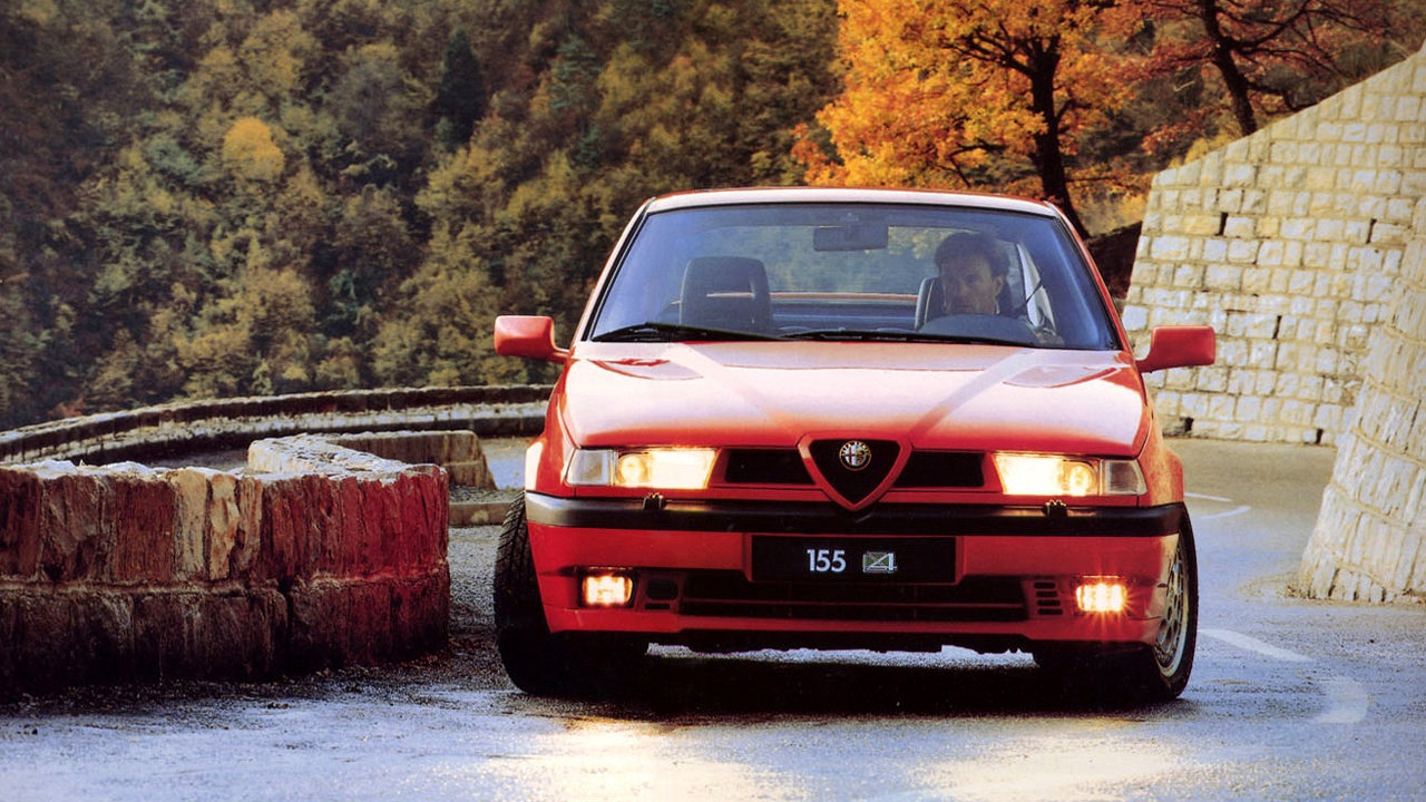 Coche del día: Alfa Romeo 155 Q4