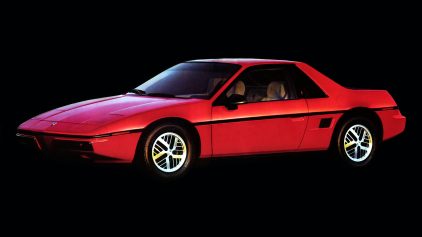 1984 Pontiac Fiero 1