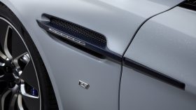 Aston Martin Rapide E 6