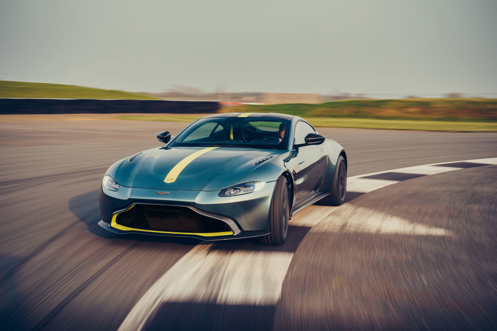 Aston Martin montará motores Mercedes con especificaciones propias