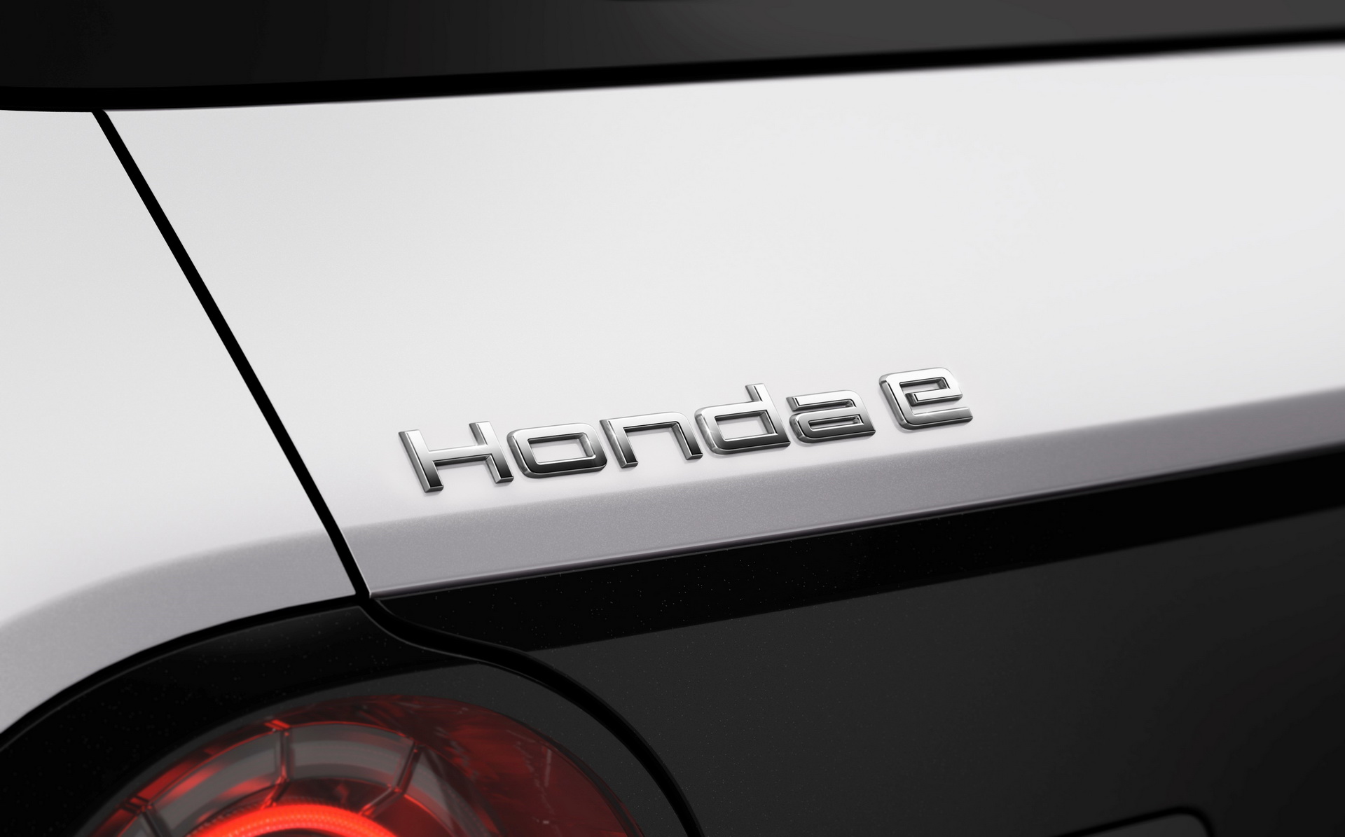 Honda e: un nombre minimalista para un eléctrico minimalista