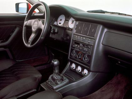 Audi S2 Coupe Interior